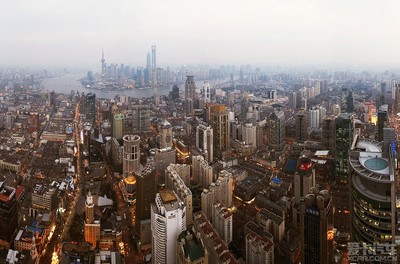 上海自貿(mào)區(qū)驅(qū)動房地產(chǎn)市場躍升，三年內(nèi)均價(jià)突破四萬大關(guān)